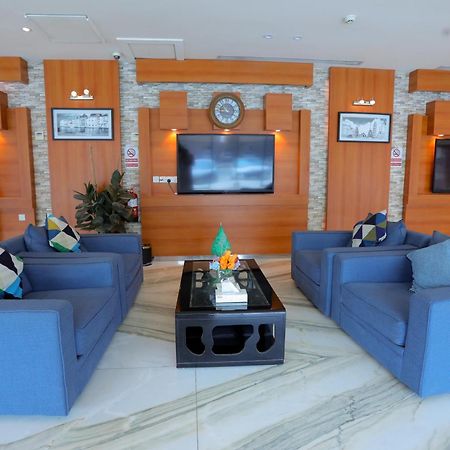 هوستا الملقا Aparthotel Riaad Buitenkant foto
