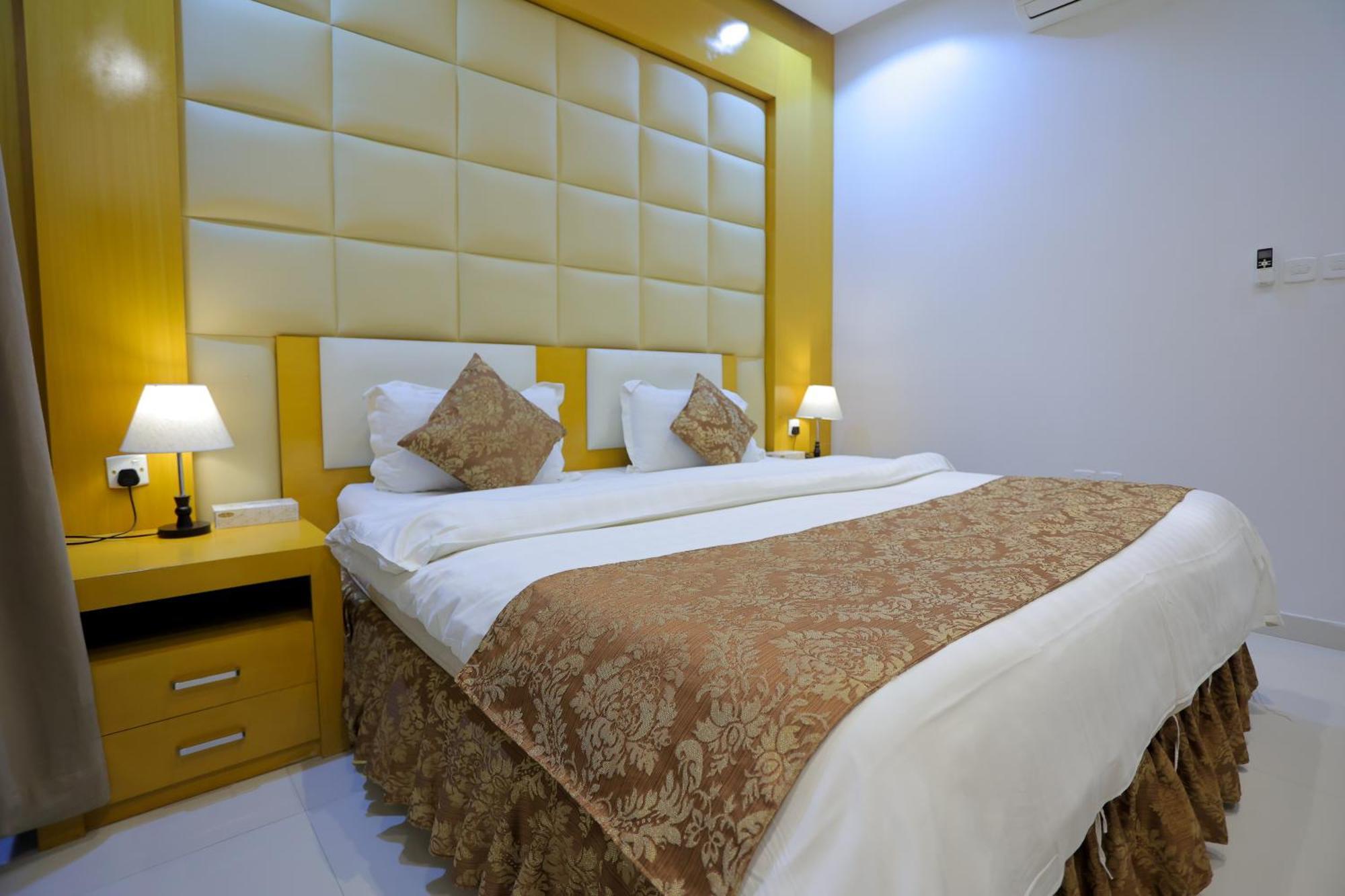 هوستا الملقا Aparthotel Riaad Buitenkant foto