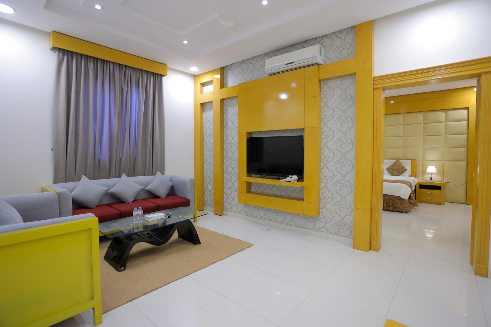 هوستا الملقا Aparthotel Riaad Buitenkant foto