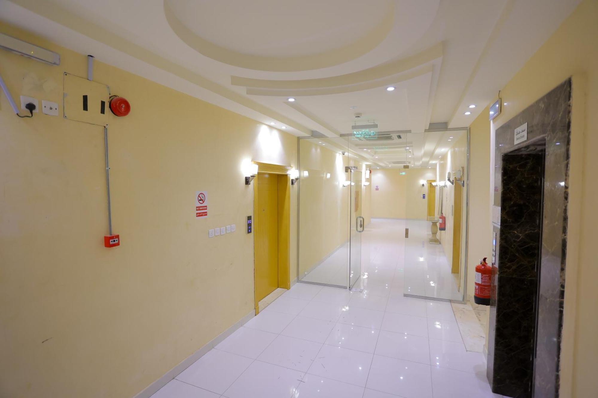 هوستا الملقا Aparthotel Riaad Buitenkant foto