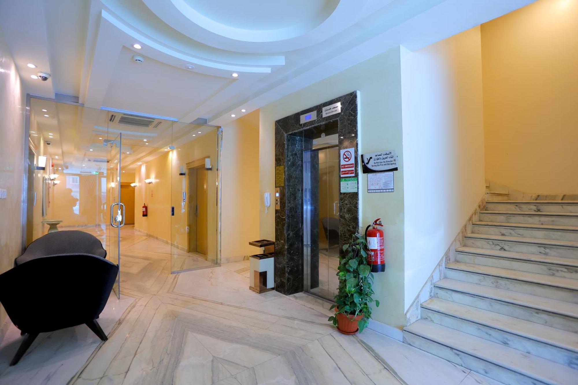 هوستا الملقا Aparthotel Riaad Buitenkant foto